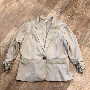 Cato's Small Beige Blazer  3/$20 or 4/$25